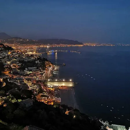 Casa Vacanze ' Tra Cielo E Mare ' Vietri sul Mare Exterior photo
