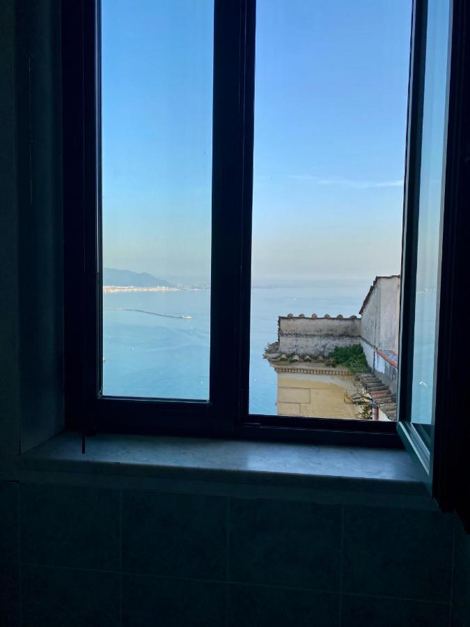 ' Tra Cielo E Mare '